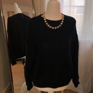 Vince. Navy crew Neck Sweater size Small